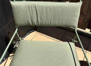 Custom-made bench cushion with separate backrest in the color Sunbrella Almond with matching sun lounger cushion