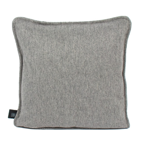 Heated decorative cushion